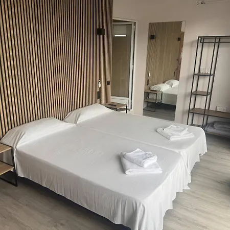 Hotel Colibri Calella Zimmer foto